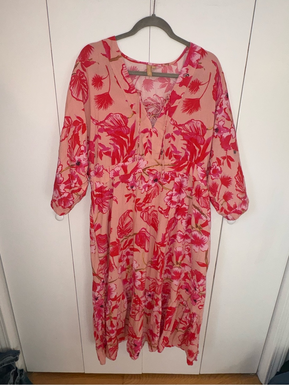 ONSHORE Boho Pink Paradise Carrimal Long Raglan Sleeve
Maxi Dress Cover-Up--OS